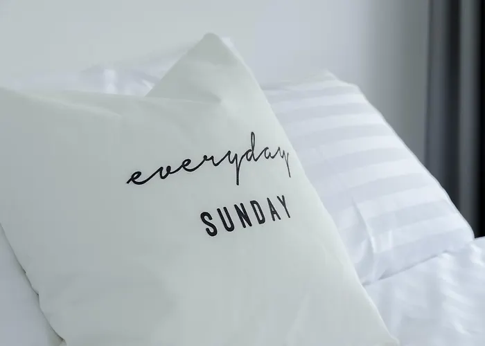 Everyday Sunday Social